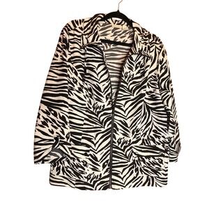 Zenergy by Chicos Zebra Print Zip Front Jacket Women Size 3